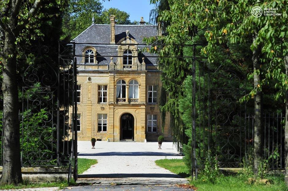 Le Domaine Chateau Du Faucon Donchery Exterior foto